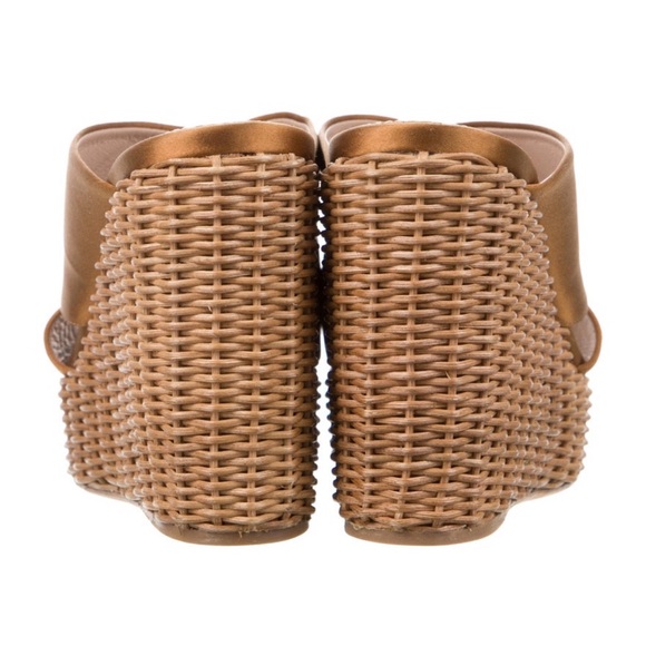 miu miu open toe sandal with wicker wedge ! - Picture 3 of 5